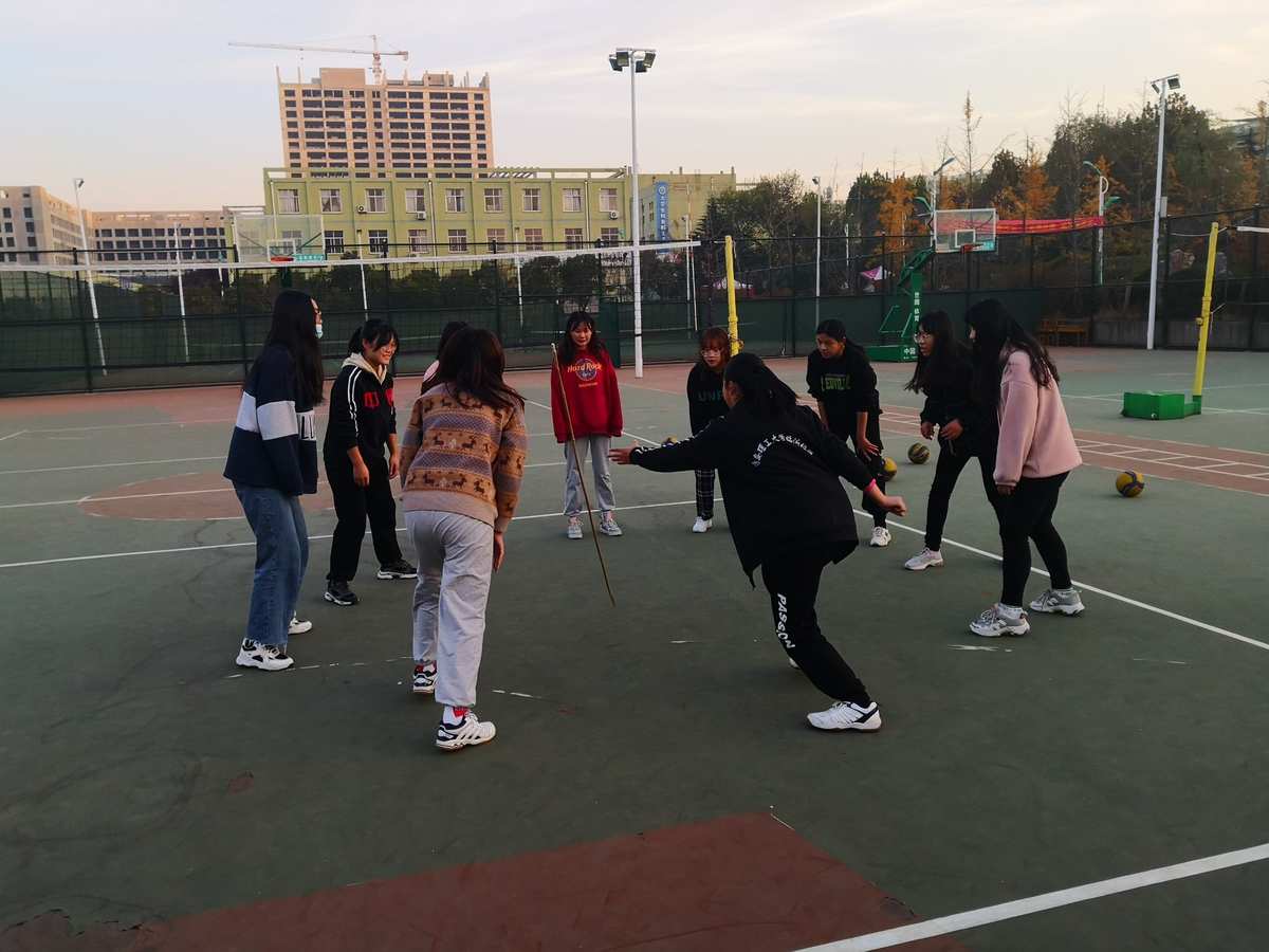 集体游戏_集体游戏大全和游戏规则_集体游戏室外