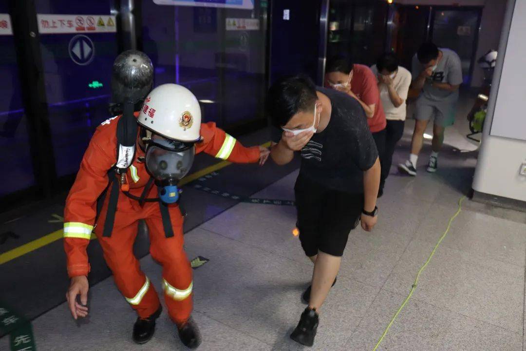 地铁逃生国际_地铁逃生国际服地铁逃生下载_逃生地铁国际服