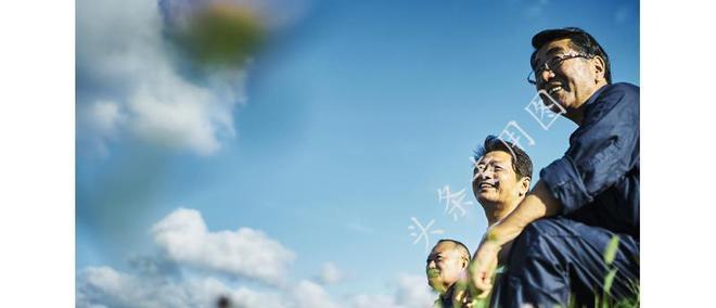 两阳夹一阴后期走势_搞笑动态gif动态出处图_插插动态图