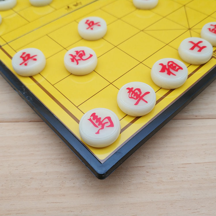 手机多人棋盘游戏_棋盘手游游戏有哪些_棋盘游戏