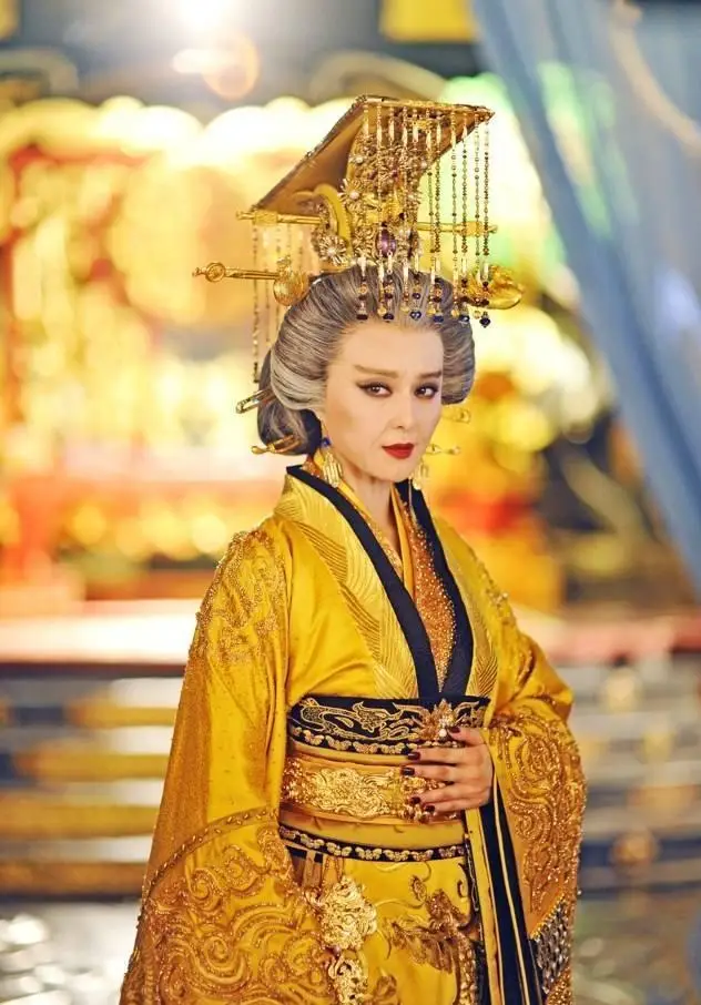 女皇来了手机游戏_女皇游戏攻略_女皇类游戏