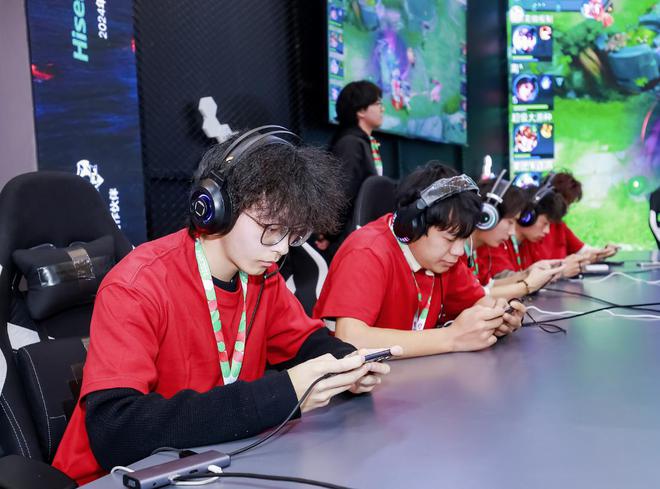 手机vr游戏男变女_男变女的手机游戏_模拟男变女游戏