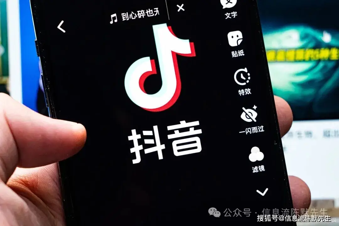 2020最火美女卡牌游戏_手机美女卡牌小游戏_好玩的美女卡牌类养成游戏