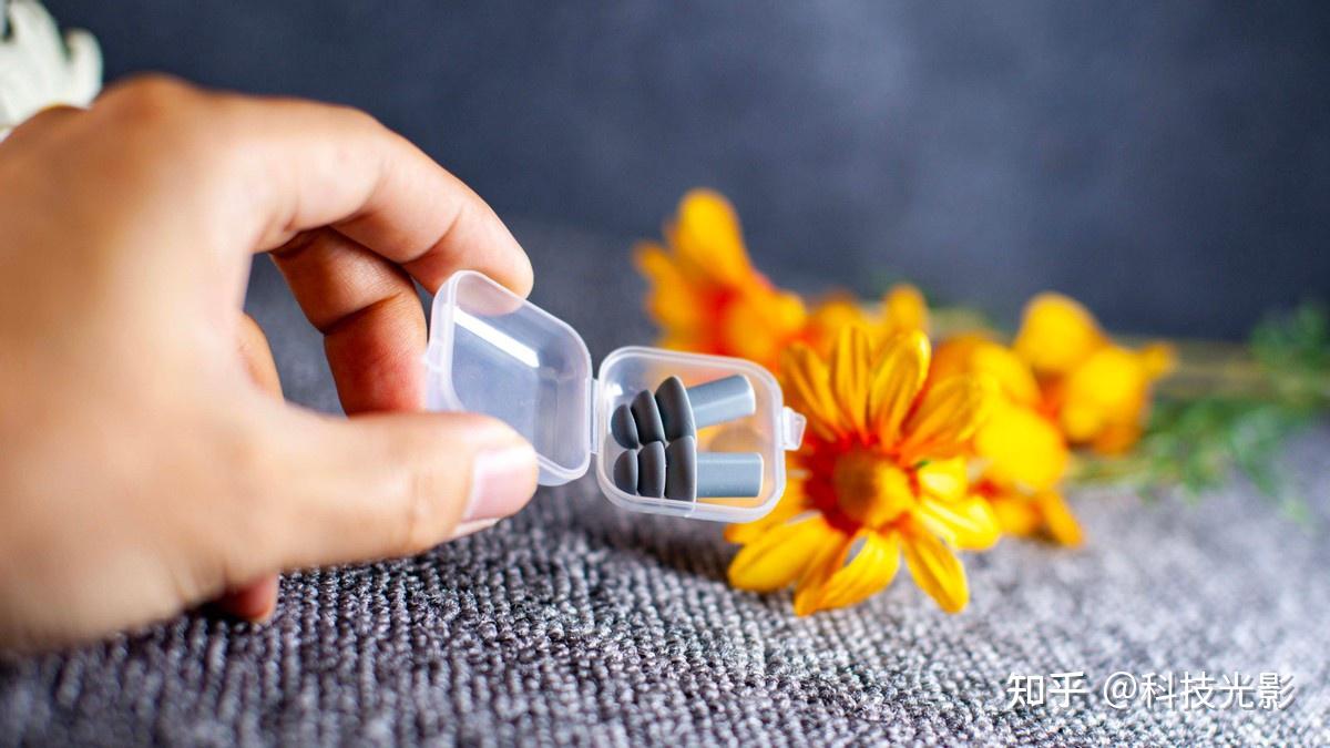 响闹钟耳机使用说明书_闹钟声音耳机_怎样使闹钟只在耳机响